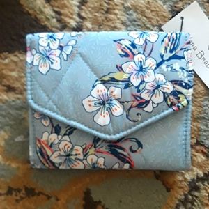 7*Host Pick*Vera Bradley RFID tri-fold wallet